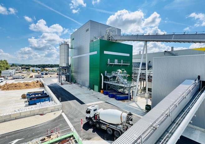 Le Groupe Saica accélère la décarbonation de son site de Nogent-sur-Seine avec la mise en service d’une nouvelle chaudière biomasse